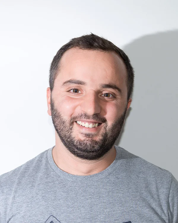 Mitarbeiterfoto Bidzina